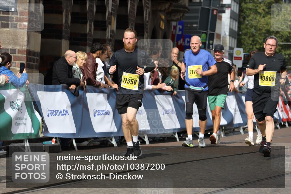 13.09.2026 - 21. swb-Marathon Bremen Strokosch-Dieckow http://msf.ph/oto/10387200 13.09.2026 11:08:47 Ziel 10229, 11065, 11124, 11509, 11560, 11561, 11678, 11888, 11968, 12073, 12162, 12164, 12315, 12410, 12516, 10217, 10455, 10469, 10599, 11011, 11053, 11074, 11434, 11531, 11812, 11905, 12192, 12256, 12353, 12438 meine-sportfotos.de