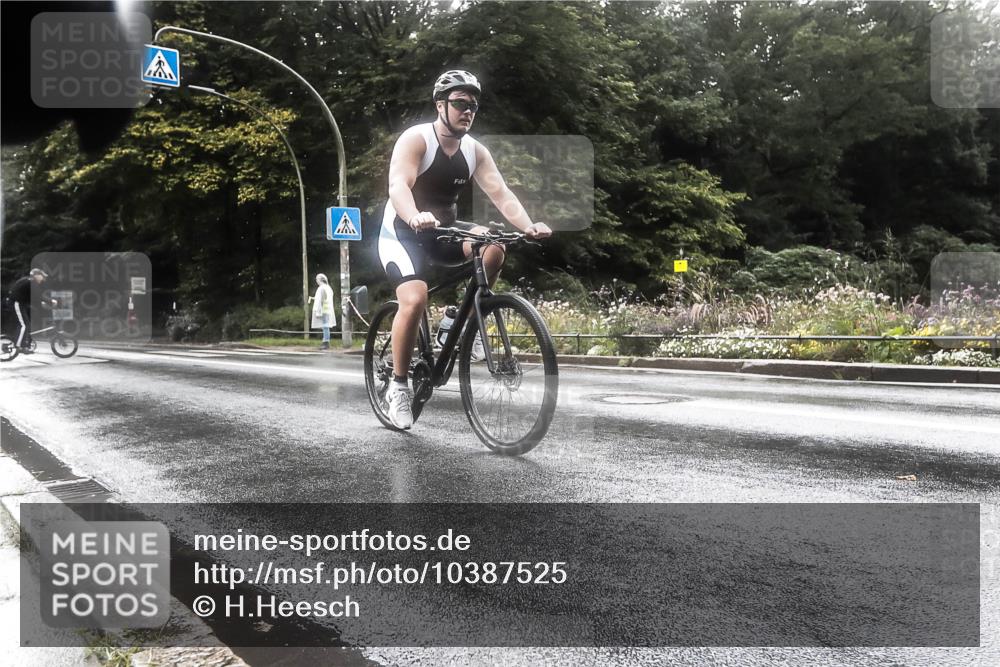 13.09.2026 - Stadtparktriathlon H.Heesch http://msf.ph/oto/10387525 13.09.2026 12:16:00 Radfahren 961, 1065 meine-sportfotos.de