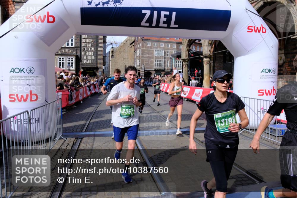 13.09.2026 - 21. swb-Marathon Bremen Tim E. http://msf.ph/oto/10387560 13.09.2026 13:28:09 Ziel 440, 488, 534, 762, 1343, 1456, 1932, 2686, 3135, 3480, 3576, 3970, 4106, 4133, 4265, 4496, 4593, 4744, 5462, 6067, 6468, 6522, 7042, 7138, 7358, 8188, 8351, 9067, 9145, 9494, 9727, 13069, 13198 meine-sportfotos.de