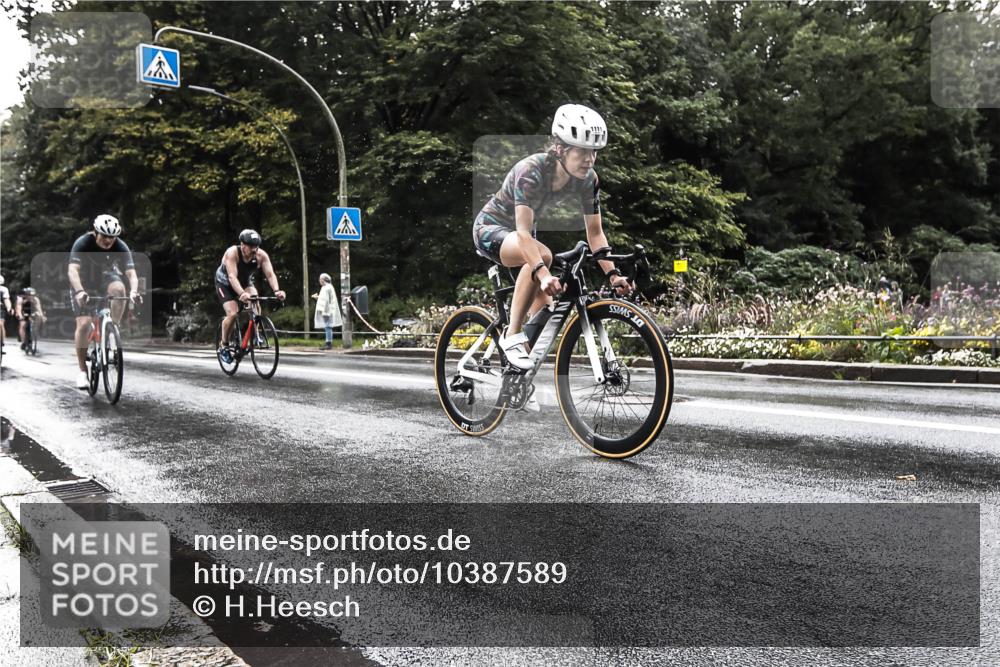 13.09.2026 - Stadtparktriathlon H.Heesch http://msf.ph/oto/10387589 13.09.2026 12:17:19 Radfahren 852, 965, 977, 995, 1044, 1111, 1114, 1174 meine-sportfotos.de