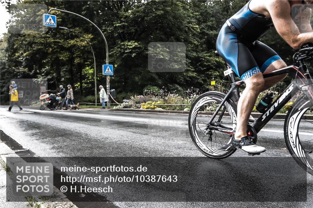 13.09.2026 - Stadtparktriathlon H.Heesch http://msf.ph/oto/10387643 13.09.2026 12:17:55 Radfahren 964 meine-sportfotos.de