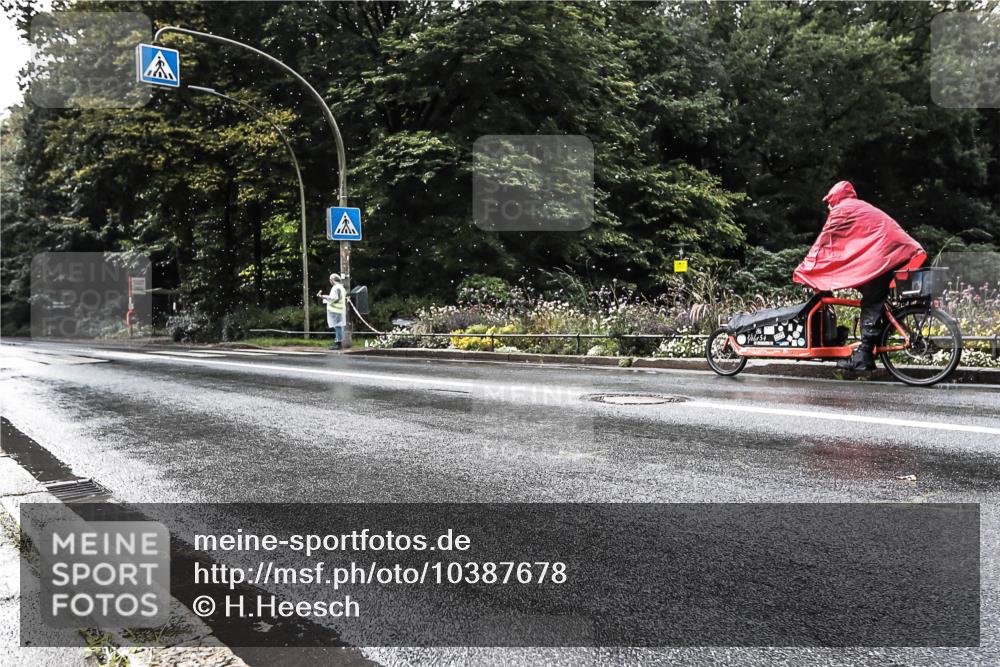 13.09.2026 - Stadtparktriathlon H.Heesch http://msf.ph/oto/10387678 13.09.2026 12:18:28 Radfahren 987, 1178 meine-sportfotos.de