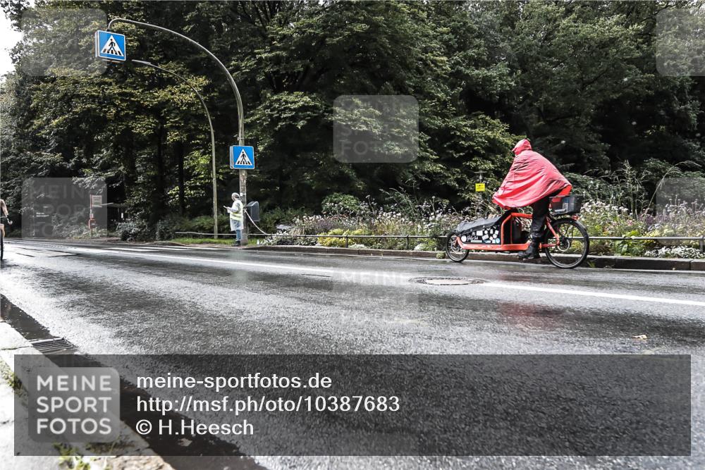 13.09.2026 - Stadtparktriathlon H.Heesch http://msf.ph/oto/10387683 13.09.2026 12:18:28 Radfahren 987, 1178 meine-sportfotos.de