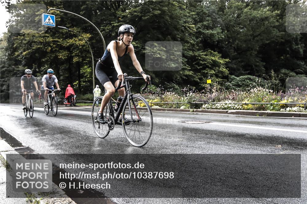 13.09.2026 - Stadtparktriathlon H.Heesch http://msf.ph/oto/10387698 13.09.2026 12:18:39 Radfahren 1062, 1063, 1131, 1147, 1153 meine-sportfotos.de