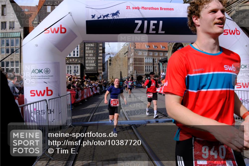 13.09.2026 - 21. swb-Marathon Bremen Tim E. http://msf.ph/oto/10387720 13.09.2026 13:28:21 Ziel 488, 1343, 1456, 3334, 3480, 3576, 4265, 5360, 5462, 6182, 6468, 7926, 8188, 8656, 9067, 9145, 9167, 9168, 9543, 9738, 9881, 13069 meine-sportfotos.de