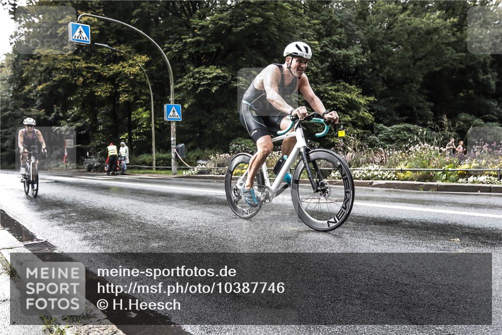 13.09.2026 - Stadtparktriathlon H.Heesch http://msf.ph/oto/10387746 13.09.2026 12:18:55 Radfahren 951, 974, 1099, 1102, 1144, 1159, 1161, 1184 meine-sportfotos.de
