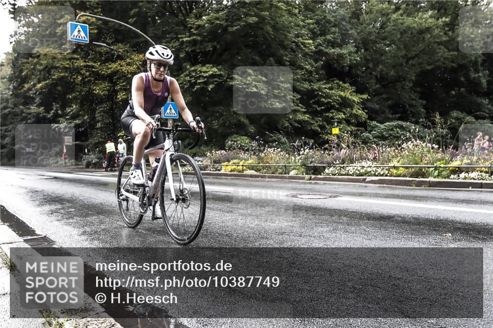 13.09.2026 - Stadtparktriathlon H.Heesch http://msf.ph/oto/10387749 13.09.2026 12:18:56 Radfahren 951, 974, 1033, 1099, 1102, 1144, 1159, 1184 meine-sportfotos.de