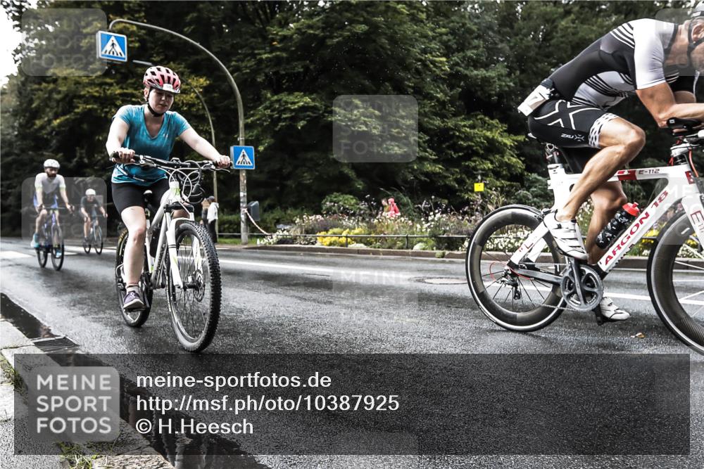 13.09.2026 - Stadtparktriathlon H.Heesch http://msf.ph/oto/10387925 13.09.2026 12:20:41 Radfahren 849, 999, 1007, 1072, 1084, 1113 meine-sportfotos.de
