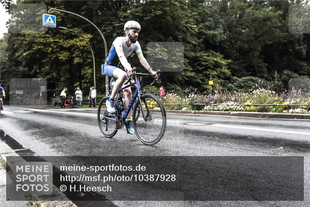 13.09.2026 - Stadtparktriathlon H.Heesch http://msf.ph/oto/10387928 13.09.2026 12:20:42 Radfahren 849, 999, 1007, 1084, 1113 meine-sportfotos.de