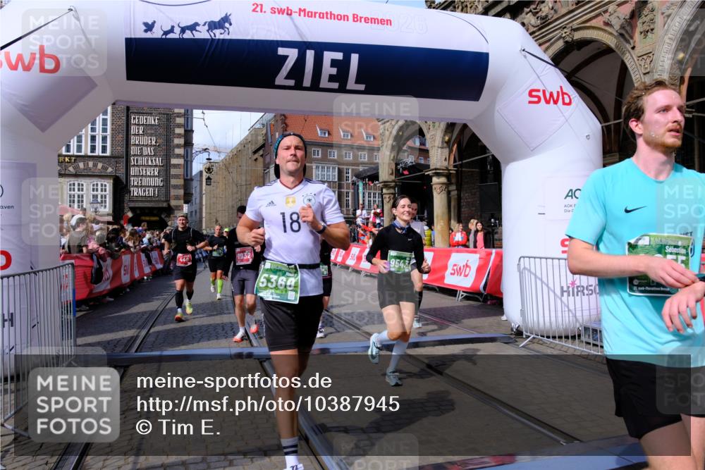 13.09.2026 - 21. swb-Marathon Bremen Tim E. http://msf.ph/oto/10387945 13.09.2026 13:28:33 Ziel 178, 210, 1380, 1460, 2047, 2977, 3114, 3294, 3334, 3597, 4506, 5250, 5360, 5889, 6182, 7926, 8429, 8570, 9064, 9167, 9168, 9543, 9549, 9738, 9881 meine-sportfotos.de