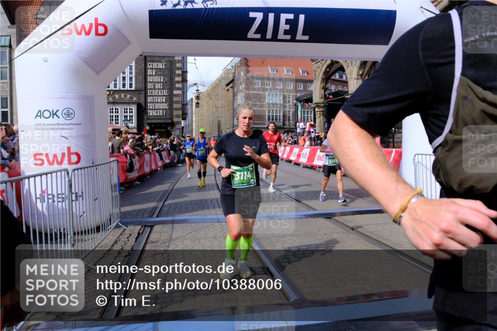 13.09.2026 - 21. swb-Marathon Bremen Tim E. http://msf.ph/oto/10388006 13.09.2026 13:28:36 Ziel 178, 210, 1380, 1460, 2047, 2977, 3114, 3294, 3334, 3597, 4250, 4506, 5250, 5360, 5683, 5889, 6182, 8429, 8570, 9064, 9167, 9168, 9543, 9549, 9738, 9881 meine-sportfotos.de
