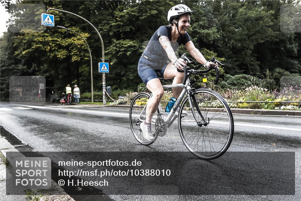13.09.2026 - Stadtparktriathlon H.Heesch http://msf.ph/oto/10388010 13.09.2026 12:21:52 Radfahren 1070 meine-sportfotos.de