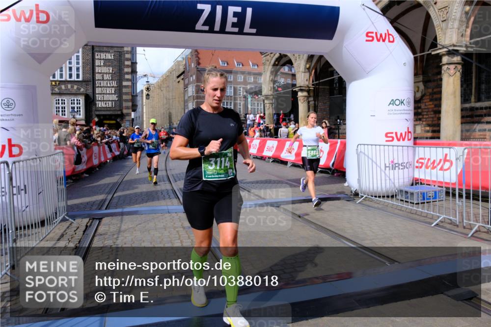13.09.2026 - 21. swb-Marathon Bremen Tim E. http://msf.ph/oto/10388018 13.09.2026 13:28:37 Ziel 178, 210, 1380, 1460, 2047, 2977, 3114, 3294, 3334, 3597, 4250, 4506, 5250, 5360, 5683, 5889, 6182, 8429, 8570, 9064, 9167, 9168, 9543, 9549, 9738, 9881 meine-sportfotos.de