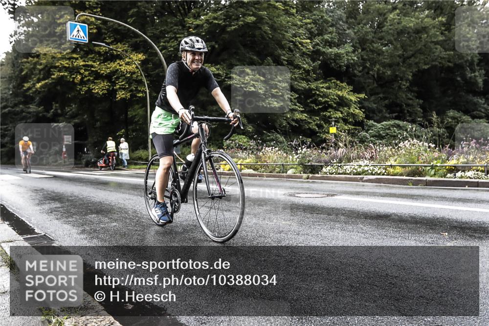 13.09.2026 - Stadtparktriathlon H.Heesch http://msf.ph/oto/10388034 13.09.2026 12:22:05 Radfahren 956, 1035, 1055, 1069, 1116, 1156 meine-sportfotos.de