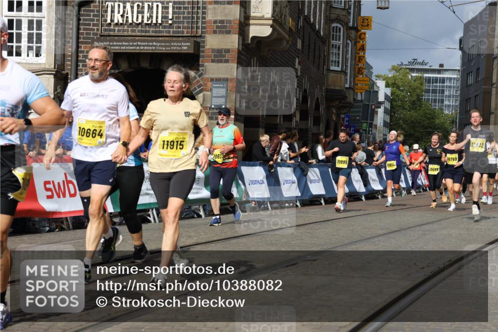 13.09.2026 - 21. swb-Marathon Bremen Strokosch-Dieckow http://msf.ph/oto/10388082 13.09.2026 11:09:29 Ziel 10217, 10314, 10321, 10455, 10570, 10630, 10686, 10983, 11011, 11091, 11138, 11304, 11531, 11578, 11764, 11905, 11987, 12155, 12192, 12337, 12491, 12554, 13607, 10234, 10386, 10417, 10424, 10696, 10712, 10785, 10990, 10991, 11192, 11937, 12409, 12474 meine-sportfotos.de
