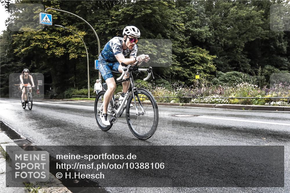 13.09.2026 - Stadtparktriathlon H.Heesch http://msf.ph/oto/10388106 13.09.2026 12:23:39 Radfahren 1001, 1011, 1107 meine-sportfotos.de