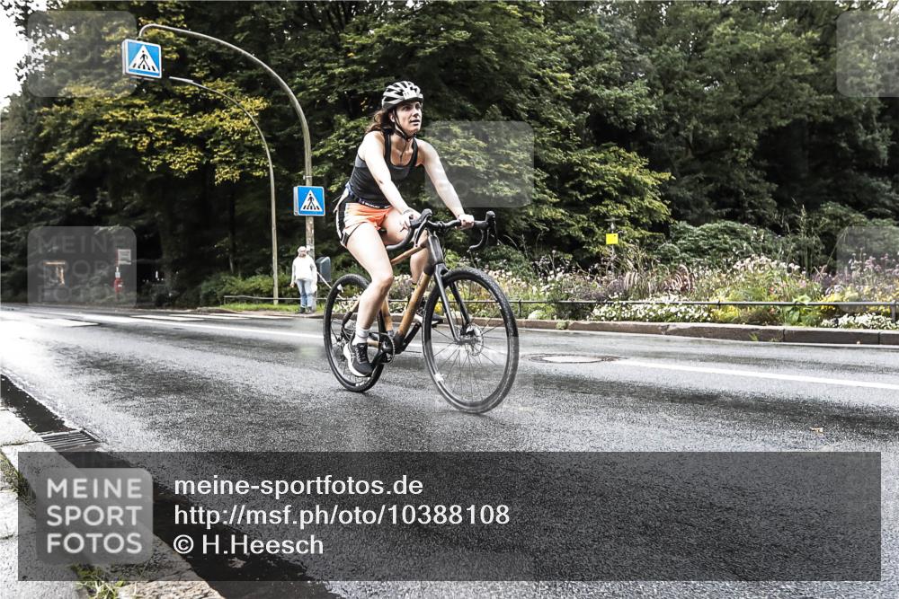 13.09.2026 - Stadtparktriathlon H.Heesch http://msf.ph/oto/10388108 13.09.2026 12:23:40 Radfahren 1001, 1011, 1107 meine-sportfotos.de