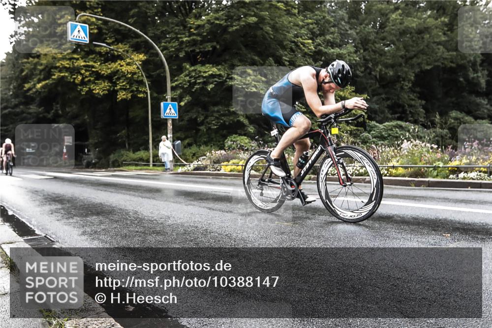 13.09.2026 - Stadtparktriathlon H.Heesch http://msf.ph/oto/10388147 13.09.2026 12:24:41 Radfahren 964, 995, 1114, 1166, 1170, 1174 meine-sportfotos.de