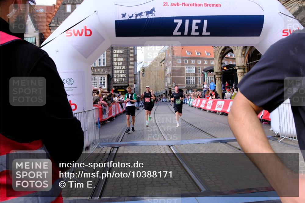 13.09.2026 - 21. swb-Marathon Bremen Tim E. http://msf.ph/oto/10388171 13.09.2026 13:28:47 Ziel 178, 210, 613, 1239, 1380, 1914, 2047, 2764, 3028, 3294, 3597, 4250, 5683, 6914, 6957, 8429, 8483, 8570, 8938, 9064, 9176, 9549 meine-sportfotos.de