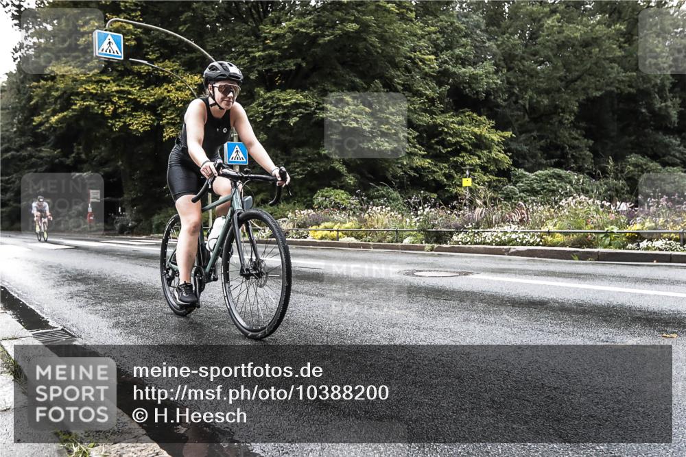 13.09.2026 - Stadtparktriathlon H.Heesch http://msf.ph/oto/10388200 13.09.2026 12:25:58 Radfahren 1005, 1141, 1150 meine-sportfotos.de
