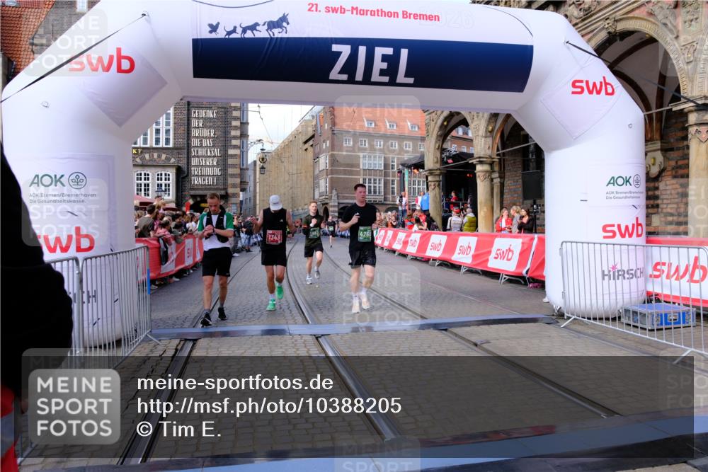 13.09.2026 - 21. swb-Marathon Bremen Tim E. http://msf.ph/oto/10388205 13.09.2026 13:28:48 Ziel 178, 210, 613, 1239, 1380, 1914, 2047, 2764, 3028, 3294, 3597, 4250, 4564, 5683, 6914, 6957, 8429, 8483, 8570, 8938, 9064, 9176, 9549, 13012 meine-sportfotos.de