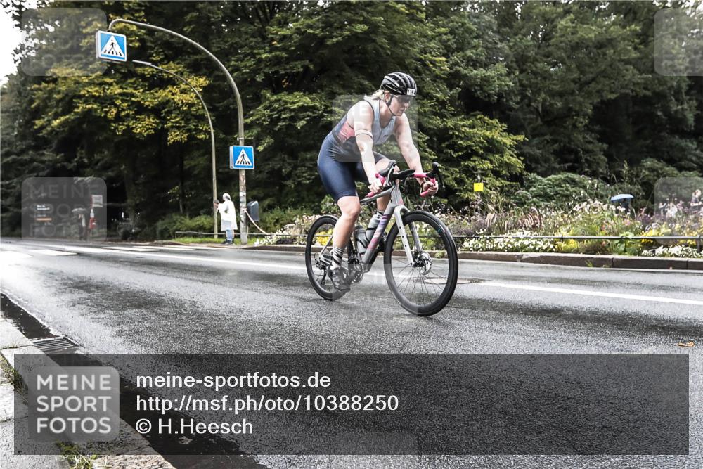 13.09.2026 - Stadtparktriathlon H.Heesch http://msf.ph/oto/10388250 13.09.2026 12:26:23 Radfahren 1052, 1089, 1093, 1147, 1161 meine-sportfotos.de