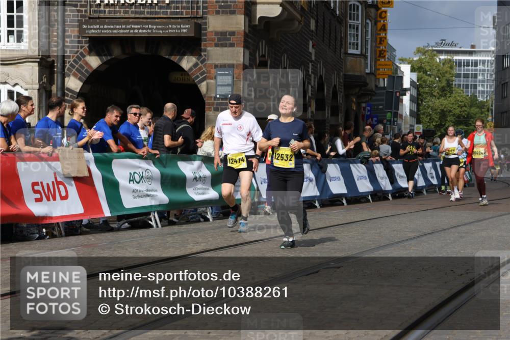 13.09.2026 - 21. swb-Marathon Bremen Strokosch-Dieckow http://msf.ph/oto/10388261 13.09.2026 11:09:37 Ziel 10314, 10321, 10556, 10664, 10686, 10694, 10769, 10823, 10981, 10983, 11091, 11225, 11304, 11578, 11764, 11882, 11883, 11914, 11915, 11987, 11995, 12155, 12322, 12337, 12491, 13607, 10234, 10417, 10645, 10696, 10737, 10785, 10990, 10991, 11383, 11437, 12449 meine-sportfotos.de