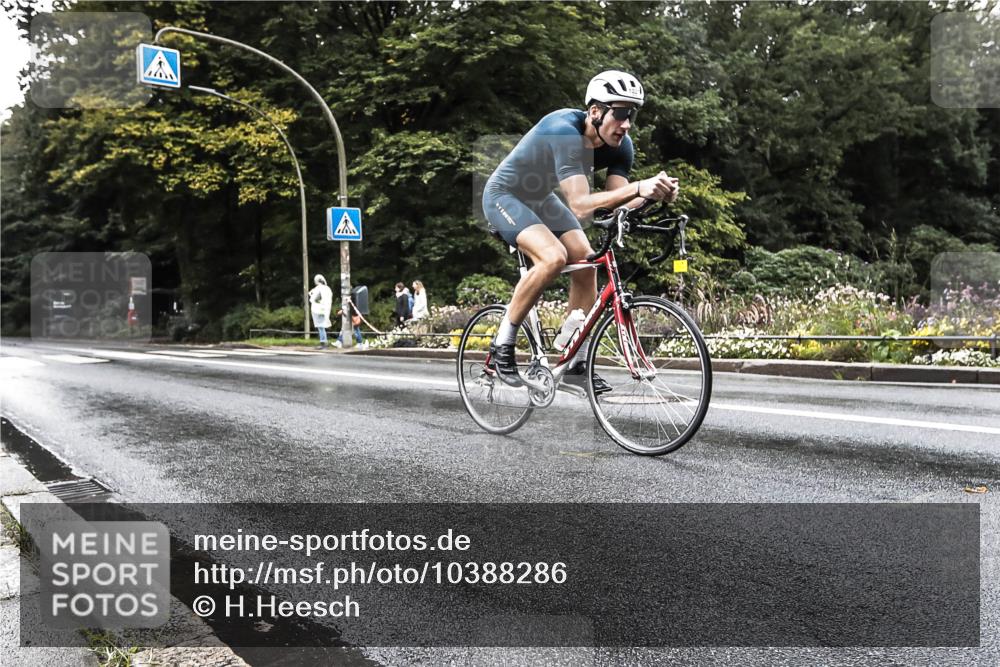 13.09.2026 - Stadtparktriathlon H.Heesch http://msf.ph/oto/10388286 13.09.2026 12:26:46 Radfahren 1000, 1037, 1062, 1063, 1178 meine-sportfotos.de