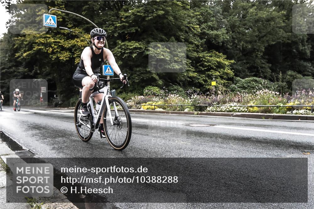 13.09.2026 - Stadtparktriathlon H.Heesch http://msf.ph/oto/10388288 13.09.2026 12:26:51 Radfahren 955, 970, 1024, 1144, 1145 meine-sportfotos.de