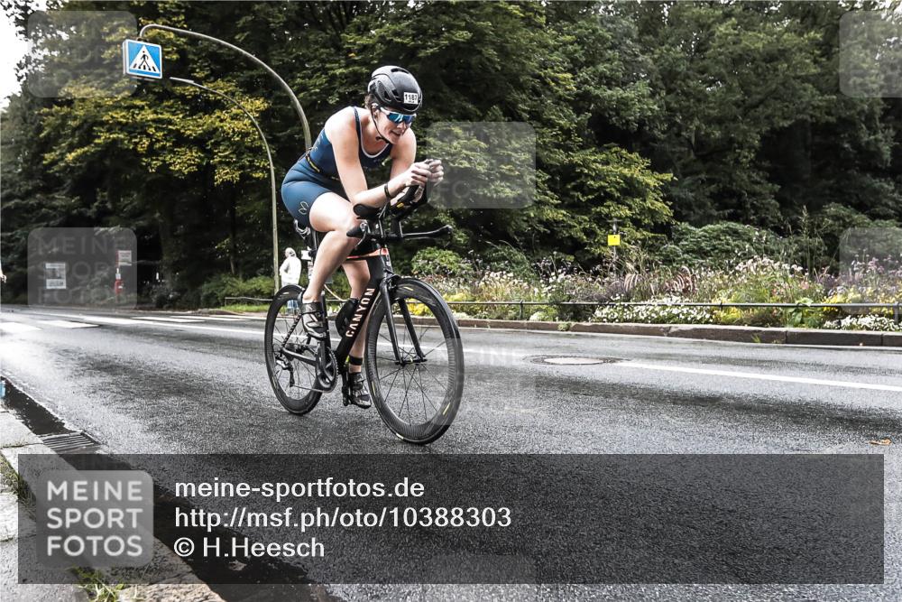 13.09.2026 - Stadtparktriathlon H.Heesch http://msf.ph/oto/10388303 13.09.2026 12:27:10 Radfahren 1028, 1132, 1177, 1187 meine-sportfotos.de
