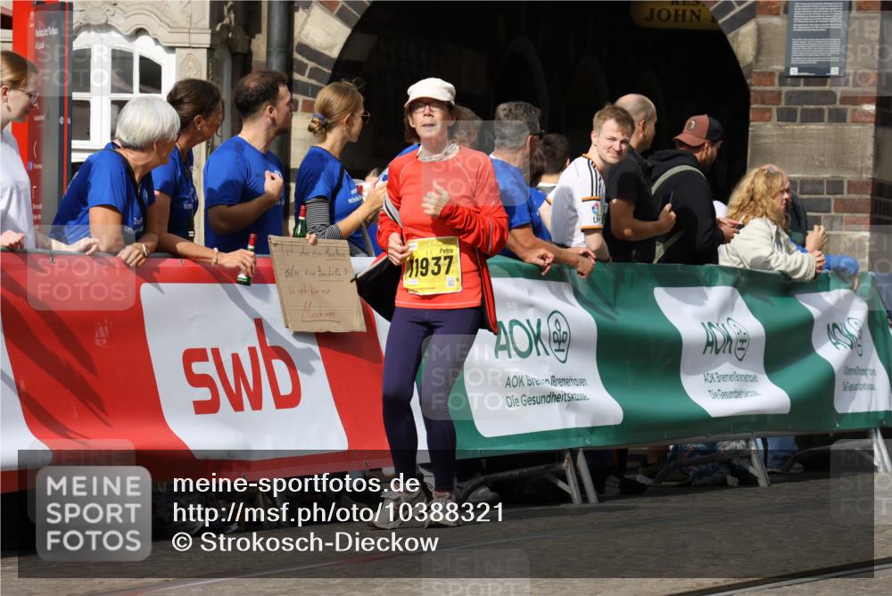 13.09.2026 - 21. swb-Marathon Bremen Strokosch-Dieckow http://msf.ph/oto/10388321 13.09.2026 11:09:41 Ziel 10314, 10556, 10664, 10686, 10694, 10769, 10823, 10981, 10983, 11225, 11764, 11882, 11883, 11914, 11915, 11987, 11995, 12155, 12322, 12474, 12491, 12532, 13607, 10435, 10645, 10737, 11383, 11437, 11441, 12449 meine-sportfotos.de