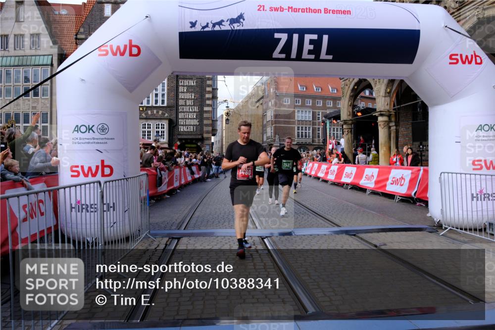13.09.2026 - 21. swb-Marathon Bremen Tim E. http://msf.ph/oto/10388341 13.09.2026 13:29:07 Ziel 430, 722, 725, 936, 1014, 2276, 2378, 2851, 2891, 3348, 3419, 3444, 3665, 4102, 4564, 5267, 5531, 5691, 5865, 6099, 6817, 6937, 6955, 7134, 7263, 7527, 8984, 8985, 9176, 9562, 13012, 13174 meine-sportfotos.de