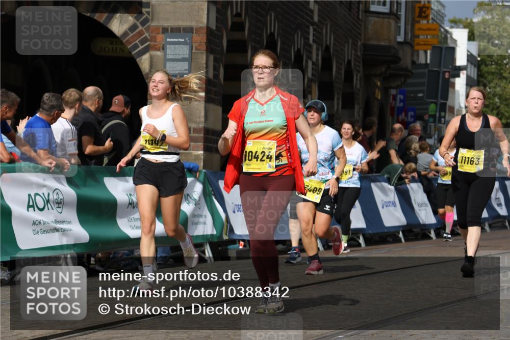 13.09.2026 - 21. swb-Marathon Bremen Strokosch-Dieckow http://msf.ph/oto/10388342 13.09.2026 11:09:43 Ziel 10314, 10556, 10664, 10686, 10694, 10769, 10823, 10981, 10983, 11225, 11764, 11882, 11883, 11914, 11915, 11995, 12322, 12474, 12491, 12532, 13607, 10435, 10645, 10737, 11119, 11383, 11437, 11441, 12449 meine-sportfotos.de