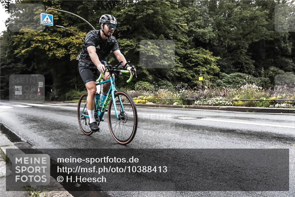 13.09.2026 - Stadtparktriathlon H.Heesch http://msf.ph/oto/10388413 13.09.2026 12:29:30 Radfahren 950, 960, 1108, 1164 meine-sportfotos.de