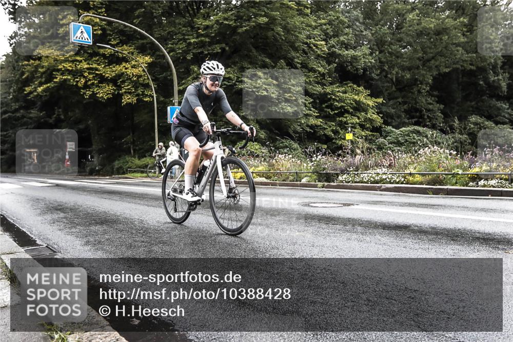 13.09.2026 - Stadtparktriathlon H.Heesch http://msf.ph/oto/10388428 13.09.2026 12:29:41 Radfahren 959, 1091, 1101, 1121 meine-sportfotos.de