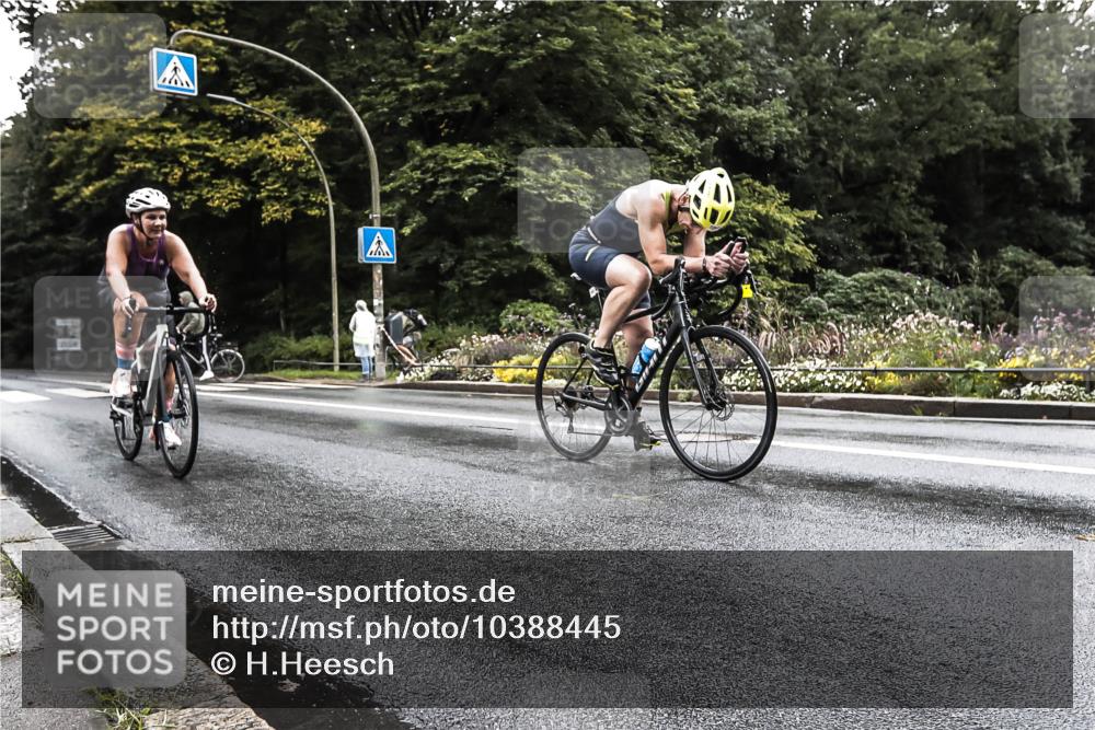 13.09.2026 - Stadtparktriathlon H.Heesch http://msf.ph/oto/10388445 13.09.2026 12:29:54 Radfahren 971, 1068, 1133, 1136, 1176 meine-sportfotos.de