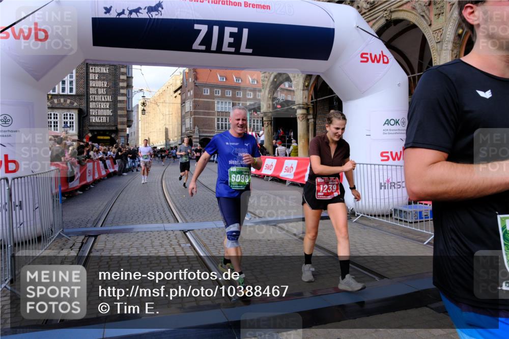 13.09.2026 - 21. swb-Marathon Bremen Tim E. http://msf.ph/oto/10388467 13.09.2026 13:29:20 Ziel 394, 430, 565, 687, 722, 725, 745, 936, 1014, 1274, 1688, 2070, 2223, 2378, 2851, 3419, 3665, 3938, 4590, 5225, 5531, 5691, 5865, 6099, 6817, 6937, 6955, 7134, 8984, 8985, 9562, 9661 meine-sportfotos.de