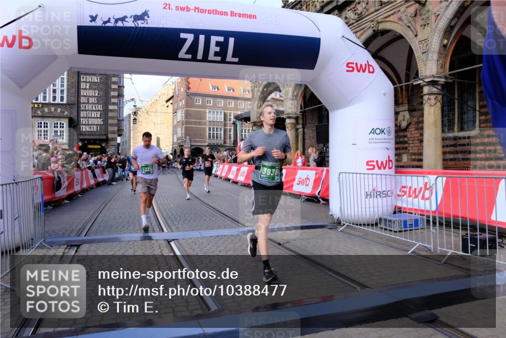 13.09.2026 - 21. swb-Marathon Bremen Tim E. http://msf.ph/oto/10388477 13.09.2026 13:29:23 Ziel 394, 430, 565, 687, 725, 745, 936, 1014, 1274, 1688, 2023, 2070, 2223, 2378, 3796, 3938, 4590, 5036, 5225, 5865, 6099, 6937, 7149, 7361, 8984, 8985, 9661 meine-sportfotos.de