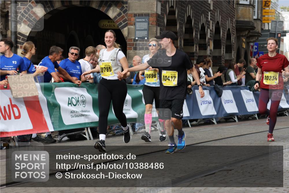 13.09.2026 - 21. swb-Marathon Bremen Strokosch-Dieckow http://msf.ph/oto/10388486 13.09.2026 11:09:48 Ziel 10386, 10424, 10556, 10664, 10694, 10712, 10769, 10823, 10981, 11192, 11225, 11882, 11883, 11914, 11915, 11937, 11995, 12322, 12409, 12474, 12491, 12532, 13607, 10299, 10435, 10645, 10751, 11119, 11383, 11437, 11441 meine-sportfotos.de