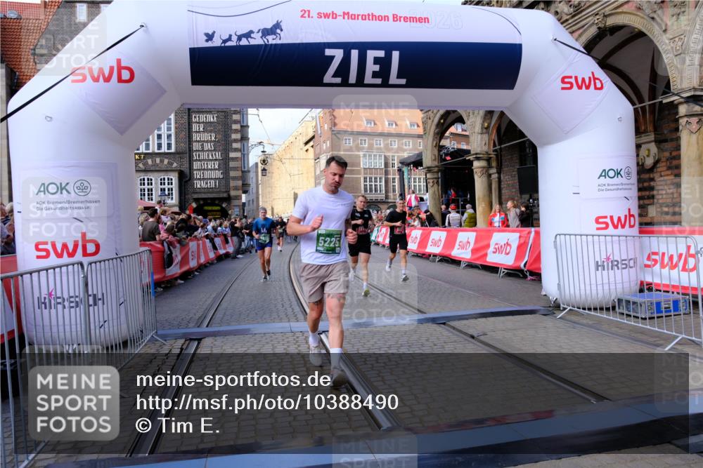 13.09.2026 - 21. swb-Marathon Bremen Tim E. http://msf.ph/oto/10388490 13.09.2026 13:29:24 Ziel 394, 430, 565, 687, 725, 745, 936, 1274, 1545, 1688, 2023, 2070, 2223, 2378, 2867, 3796, 3938, 4590, 5036, 5225, 6030, 6099, 7149, 7361, 8984, 9249, 9661 meine-sportfotos.de