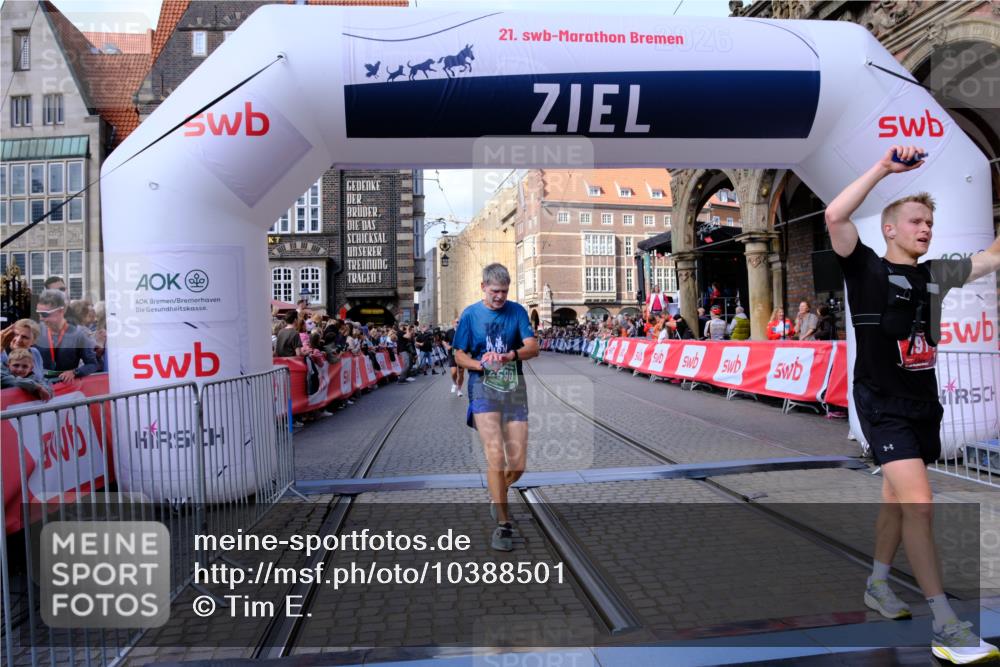 13.09.2026 - 21. swb-Marathon Bremen Tim E. http://msf.ph/oto/10388501 13.09.2026 13:29:28 Ziel 303, 394, 565, 596, 651, 687, 745, 1274, 1545, 1688, 1823, 2023, 2070, 2223, 2867, 3796, 3846, 3912, 3938, 4590, 5036, 5225, 6030, 7149, 7361, 7860, 8066, 8338, 9249, 9661, 10128 meine-sportfotos.de