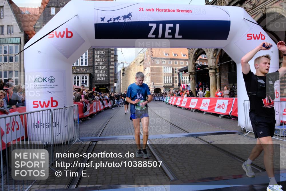 13.09.2026 - 21. swb-Marathon Bremen Tim E. http://msf.ph/oto/10388507 13.09.2026 13:29:28 Ziel 303, 394, 565, 596, 651, 687, 745, 1274, 1545, 1688, 1823, 2023, 2070, 2223, 2867, 3796, 3846, 3912, 3938, 4590, 5036, 5225, 6030, 7149, 7361, 7860, 8066, 8338, 9249, 9661, 10128 meine-sportfotos.de