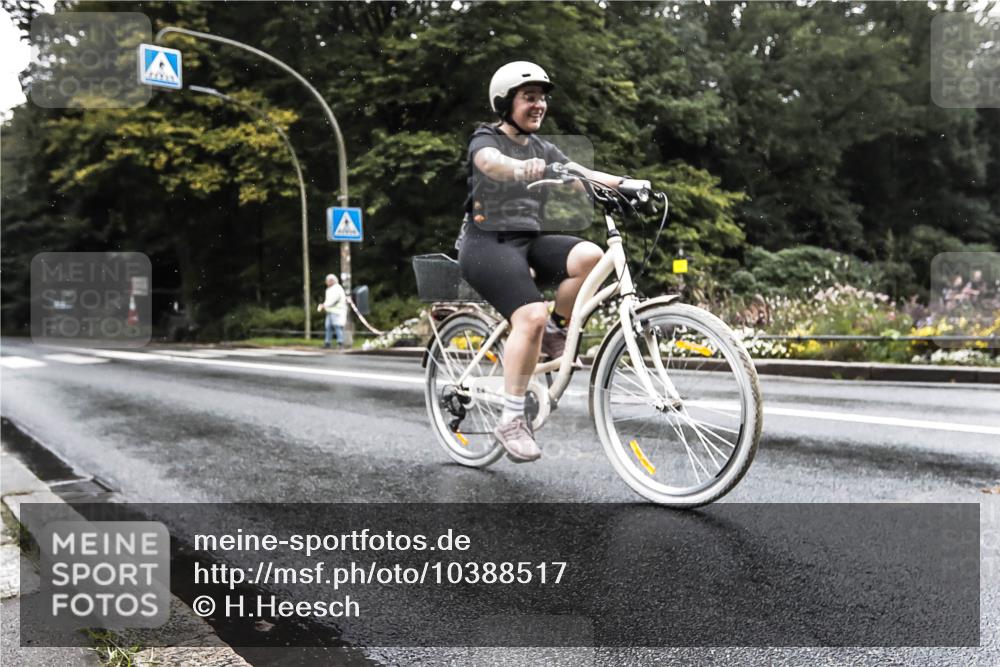 13.09.2026 - Stadtparktriathlon H.Heesch http://msf.ph/oto/10388517 13.09.2026 12:31:24 Radfahren 1082 meine-sportfotos.de
