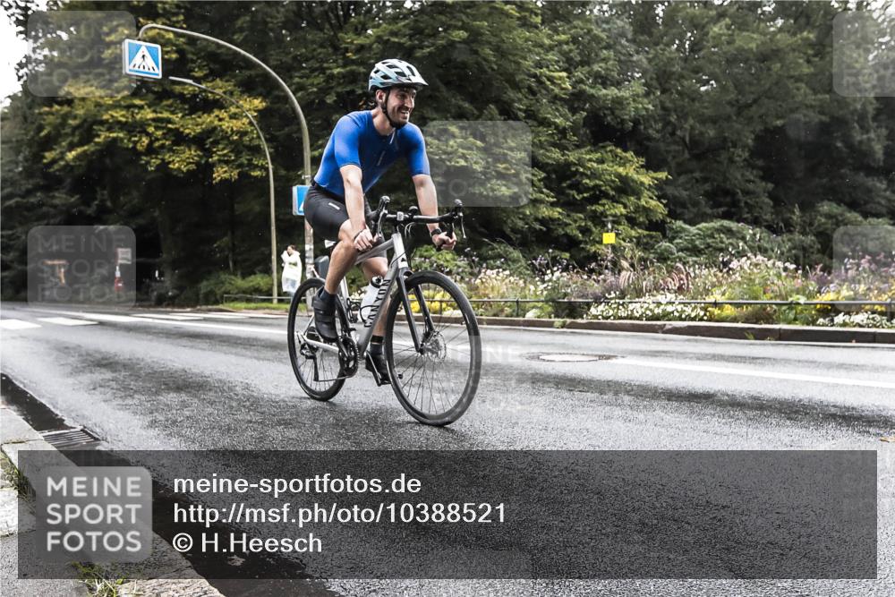 13.09.2026 - Stadtparktriathlon H.Heesch http://msf.ph/oto/10388521 13.09.2026 12:31:34 Radfahren 1049 meine-sportfotos.de