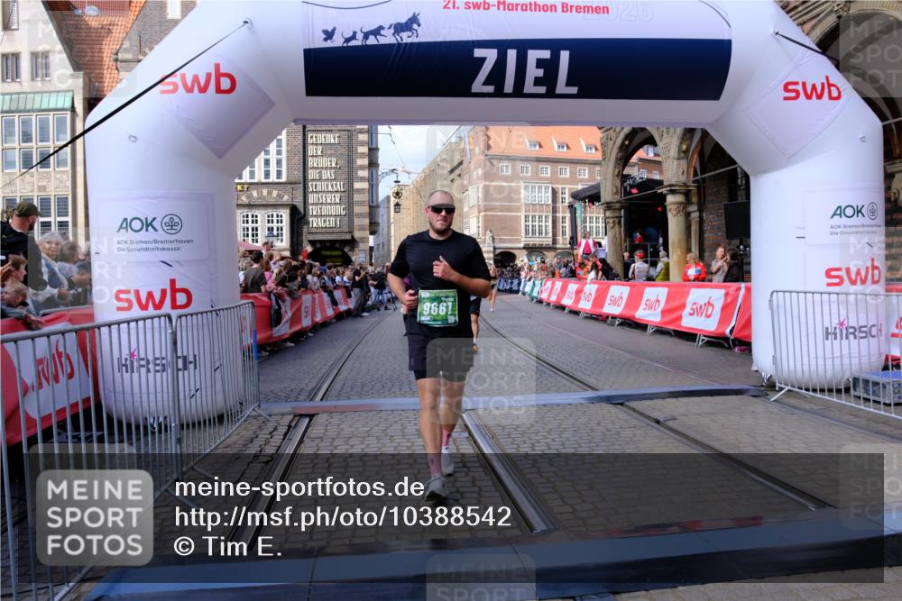 13.09.2026 - 21. swb-Marathon Bremen Tim E. http://msf.ph/oto/10388542 13.09.2026 13:29:32 Ziel 303, 394, 596, 651, 745, 1365, 1387, 1545, 1823, 2023, 2070, 2867, 3258, 3796, 3846, 3912, 4541, 4590, 5036, 6030, 7149, 7361, 7631, 7860, 8007, 8066, 8099, 8277, 8338, 8675, 9249, 9661, 9889, 10128 meine-sportfotos.de