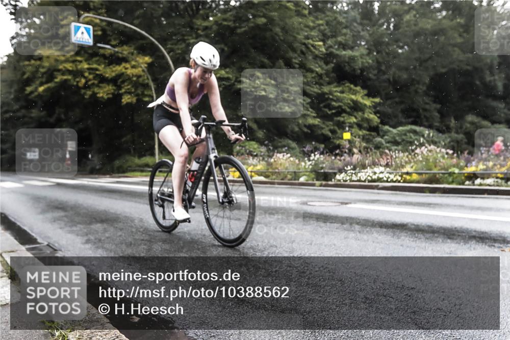 13.09.2026 - Stadtparktriathlon H.Heesch http://msf.ph/oto/10388562 13.09.2026 12:32:40 Radfahren 1016, 1166 meine-sportfotos.de