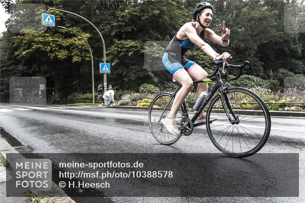 13.09.2026 - Stadtparktriathlon H.Heesch http://msf.ph/oto/10388578 13.09.2026 12:33:24 Radfahren 1085 meine-sportfotos.de