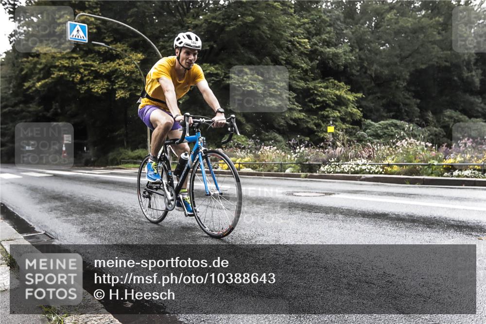 13.09.2026 - Stadtparktriathlon H.Heesch http://msf.ph/oto/10388643 13.09.2026 12:34:39 Radfahren 1027, 1167, 1224 meine-sportfotos.de