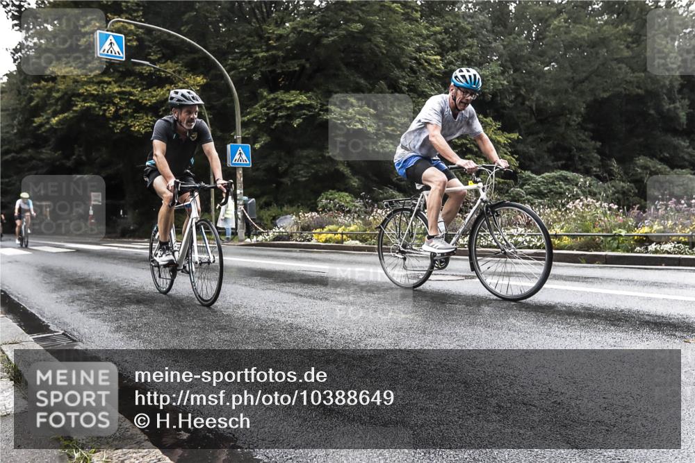 13.09.2026 - Stadtparktriathlon H.Heesch http://msf.ph/oto/10388649 13.09.2026 12:34:48 Radfahren 1062, 1063, 1177, 1234 meine-sportfotos.de