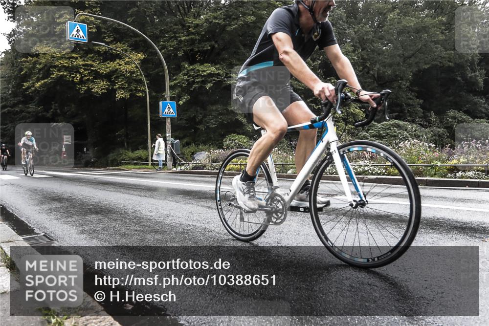 13.09.2026 - Stadtparktriathlon H.Heesch http://msf.ph/oto/10388651 13.09.2026 12:34:48 Radfahren 1062, 1063, 1177, 1234 meine-sportfotos.de